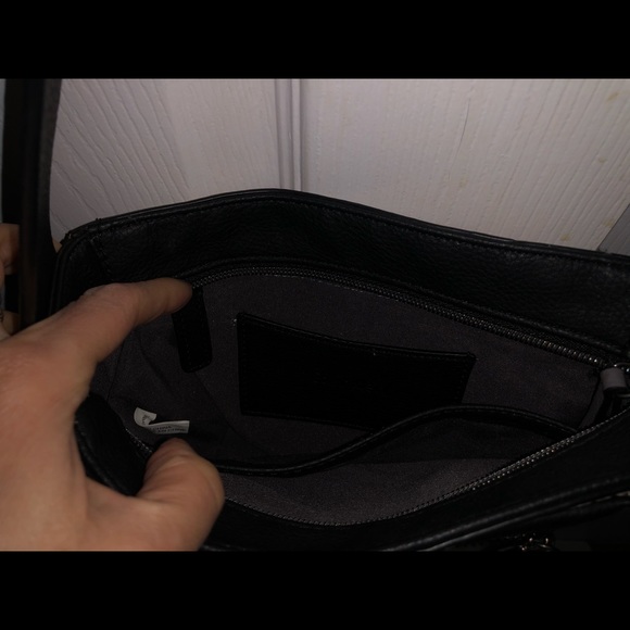 Small Calvin Klein purse - Picture 3 of 3